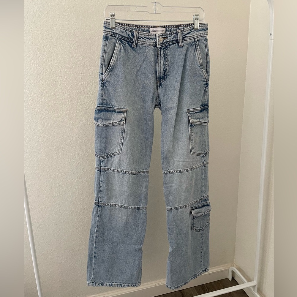 Women’s Zara TRF cargo split hem jeans